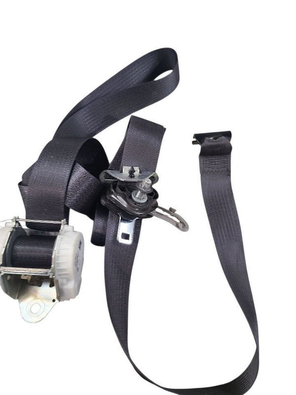 SILVRDO15 2015 Seat Belt Rear 641410