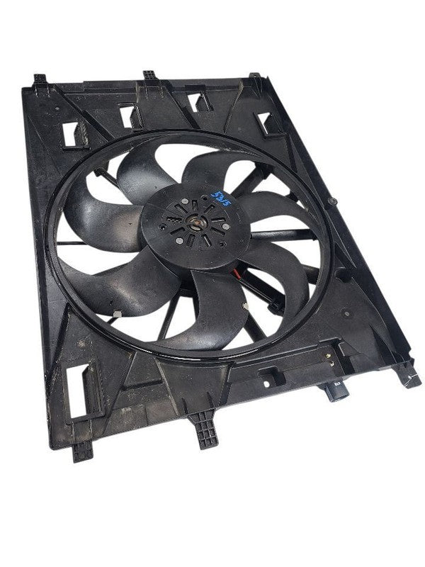 Radiator Fan Motor Fan Assembly AWD Fits 21-25 TRAILBLAZER 653167