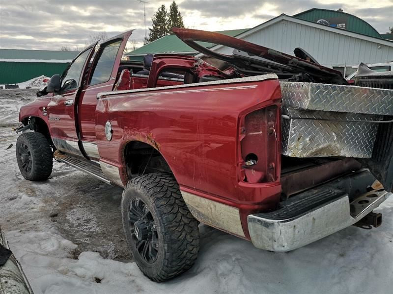 RAM2500   2006 Engine Cover 217378