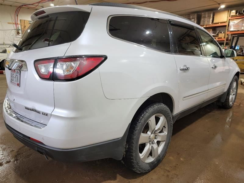 TRAVERSE  2016 Owners Manual 563963