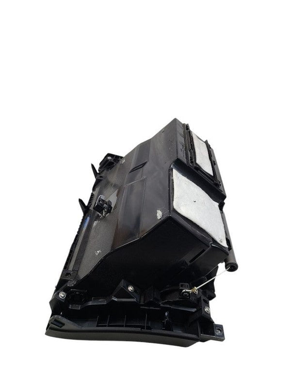CT200H    2013 Glove Box 621295