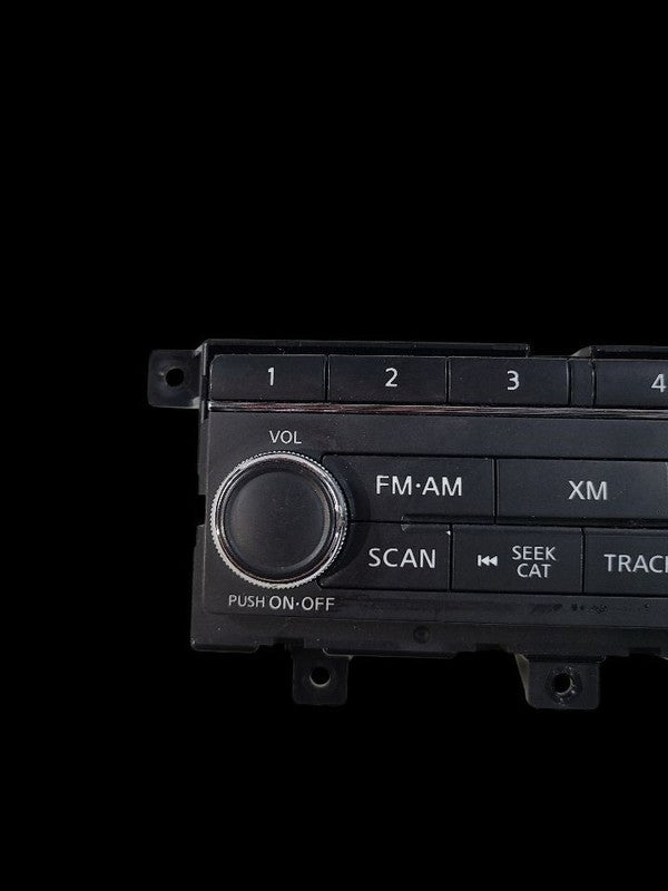 Audio Equipment Radio Control Panel Fits 11-17 QUEST 652323 253911JA0B