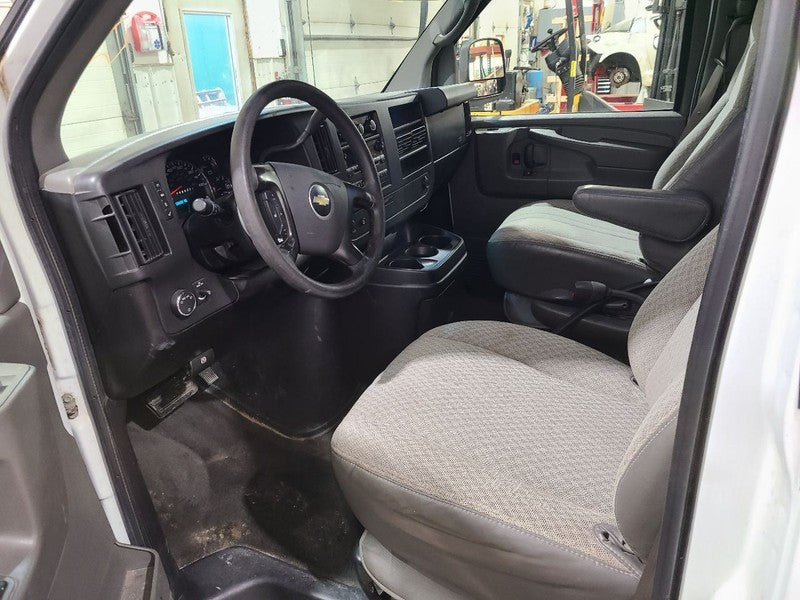 Speedometer Cluster US Fits 08-10 EXPRESS 1500 VAN 663873 25998316