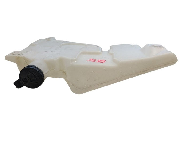 Wash Reservoir Classic Style VIN 8 Or 9 Fits 19-22 SIERRA 1500 PICKUP 