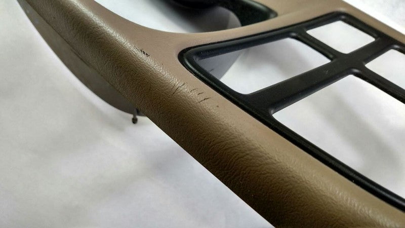 SUBURBN15 2004 Dash Bezel 255399
