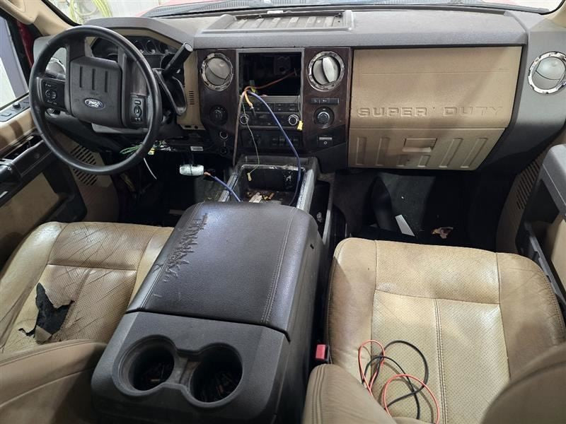 2012 F350SD Amplifier Speakers  584930