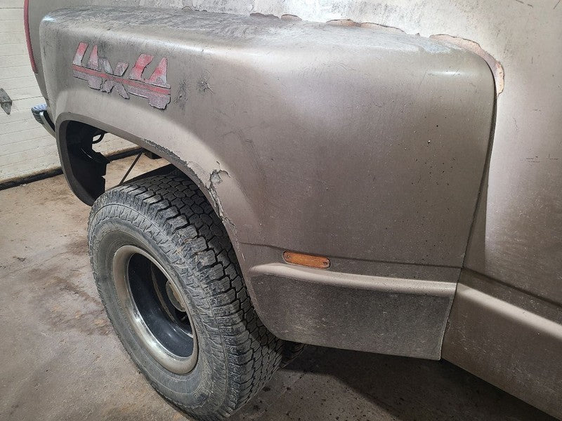 Passenger Fender Rear Outside Of Box Fits 88-00 CHEVROLET 3500 PICKUP 