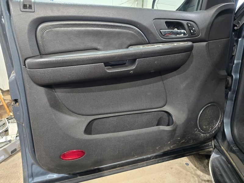 DENALI XL 2007 Front Door Trim Panel 638420