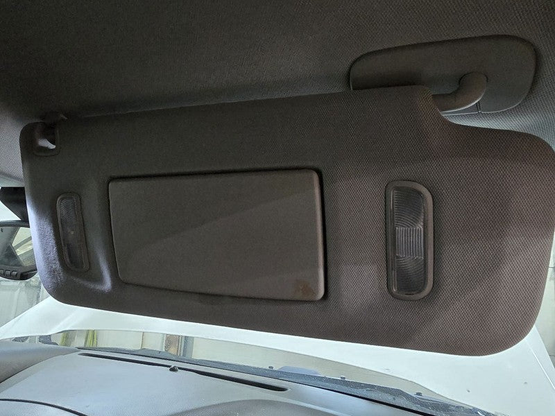 Passenger Right Sun Visor Fits 15-20 SUBURBAN 1500 620914