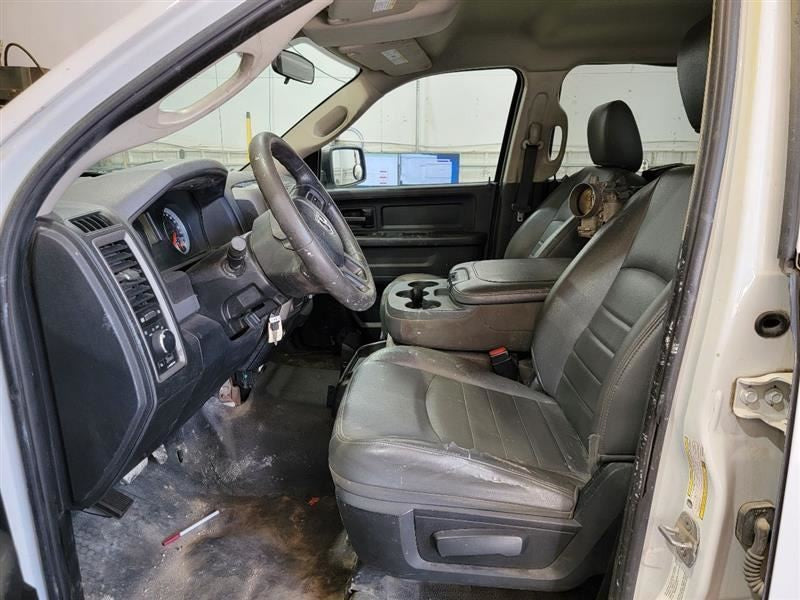 RAM2500   2014 Valve Cover 450564