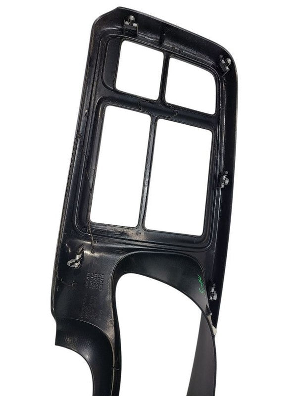 SILVRDO25 2004 Dash Bezel 633745