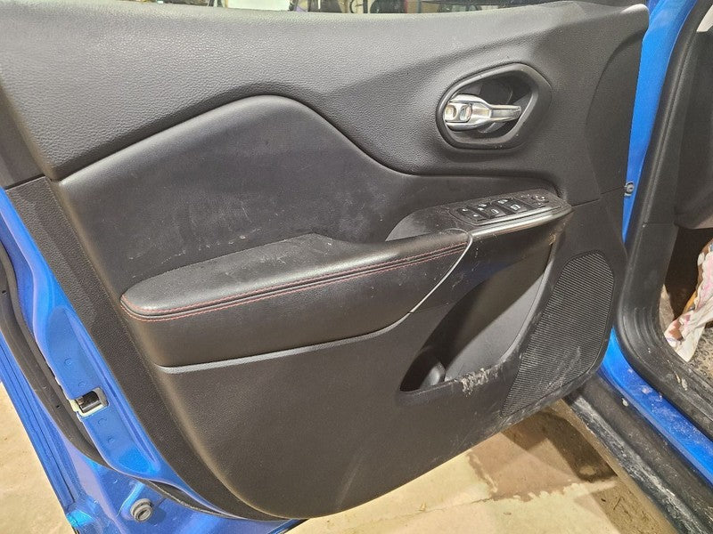Driver Front Door Electric Tempered Glass Opt JP3 Fits 19-21 CHEROKEE 
