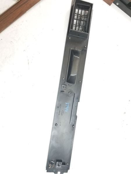 TOWN CAR  1988 Dash Bezel 282260
