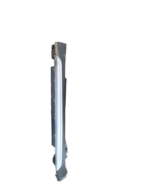 COUNTRYMA 2019 Rocker Panel Moulding 674684