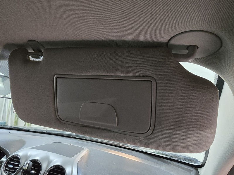 Passenger Sun Visor Illuminated Fits 12-15 CAPTIVA SPORT 615452