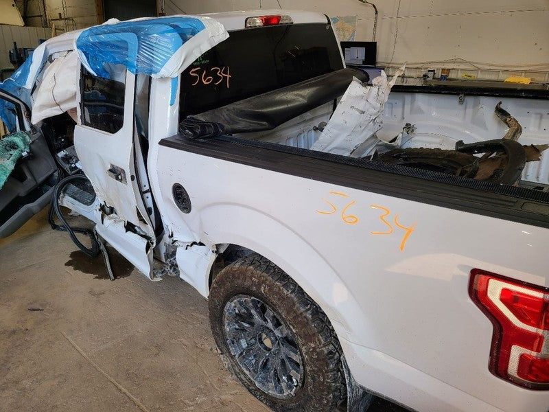 Passenger Right Front Door Electric Fits 17-22 FORD F250SD PICKUP 6738