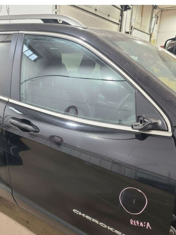 Passenger Front Door Electric Tempered Glass Fits 19-21 CHEROKEE 65186