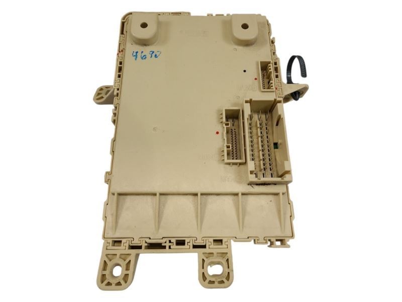 ELANTRA   2015 Fuse Box Cabin 591393