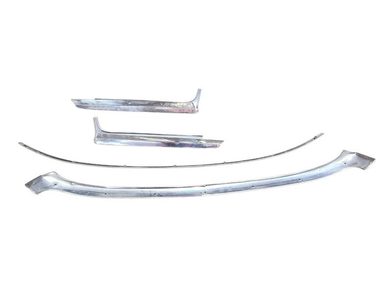 DART      1963 Windshield Frame        671238