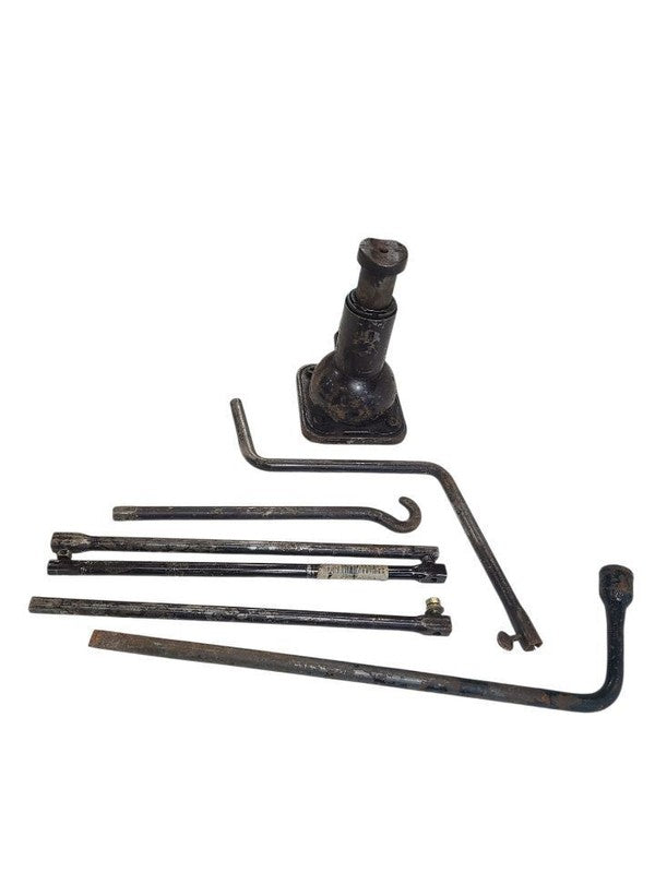 T100      1995 Jack 663811