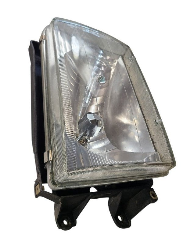 Passenger Right Headlight Fits 99-02 4 RUNNER 667867