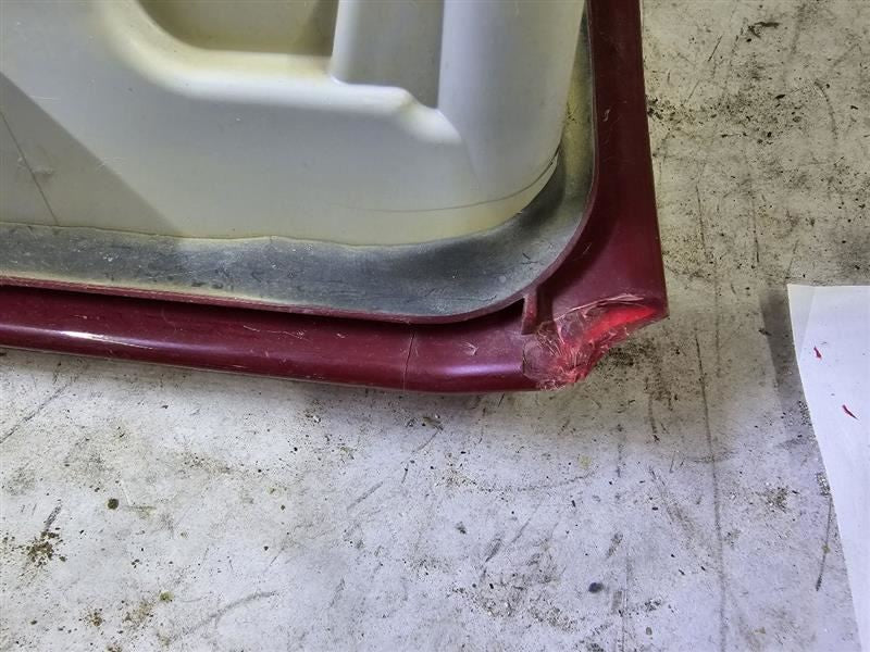 Passenger Tail Light With LED Fits 16-18 SILVERADO 1500 PICKUP 600704