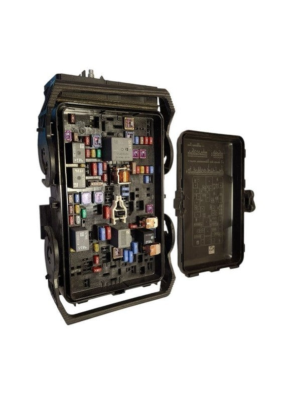 Fuse Box Engine From 06/01/18 Fits 19 XT4 629378 84557339