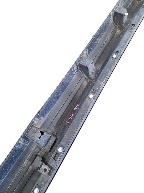 XT5       2017 Rocker Panel Moulding 662607