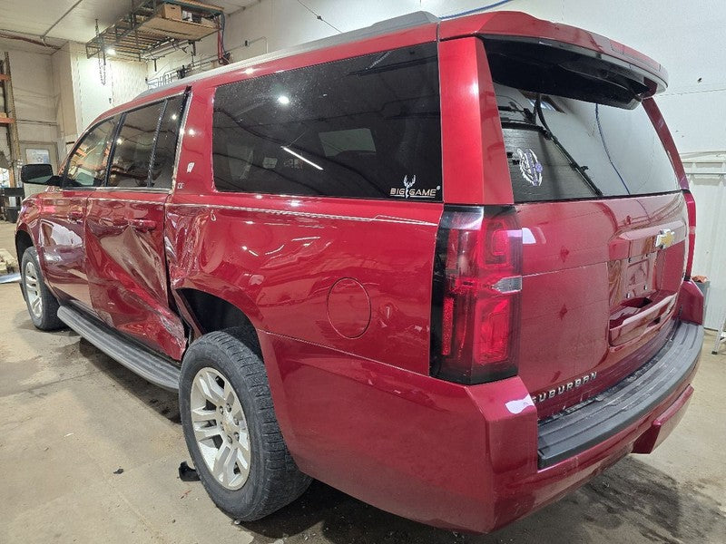 SUBURBN15 2015 Owners Manual 647403