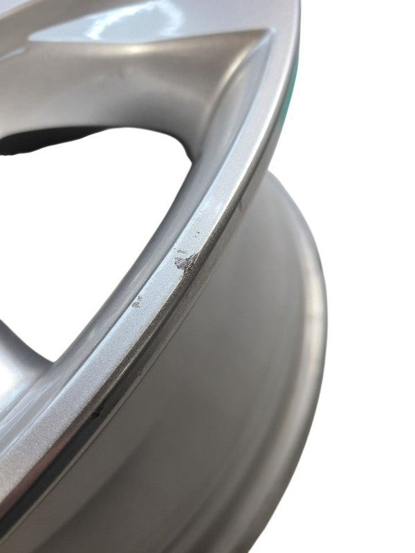 Wheel 18x7-1/2 Painted Silver Opt Rsz Fits 24-26 ENCORE GX 679805