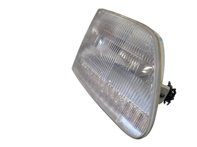 Passenger Headlight Heritage Fits 97-04 FORD F150 PICKUP 665499