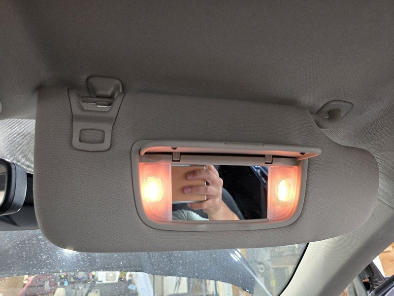 Passenger Sun Visor Illuminated With Sunroof Fits 17-20 FUSION 636114