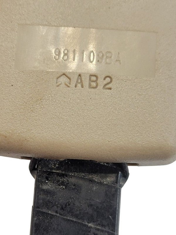 Seat Belt Front Bucket Driver Buckle Fits 98-02 LEXUS LX470 674380