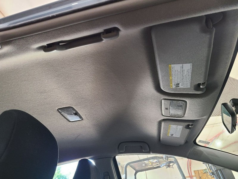 YARIS     2009 Headliner 674844