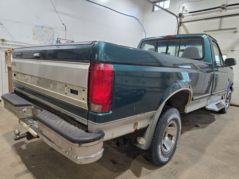 F150      1996 Seat Belt Front 644181