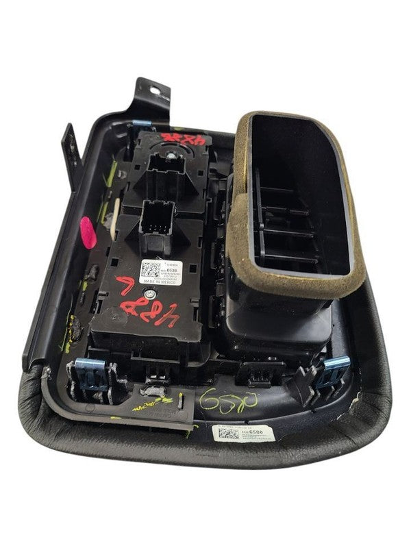 SILVRDO35 2022 Dash/Interior/Seat Switch 612732