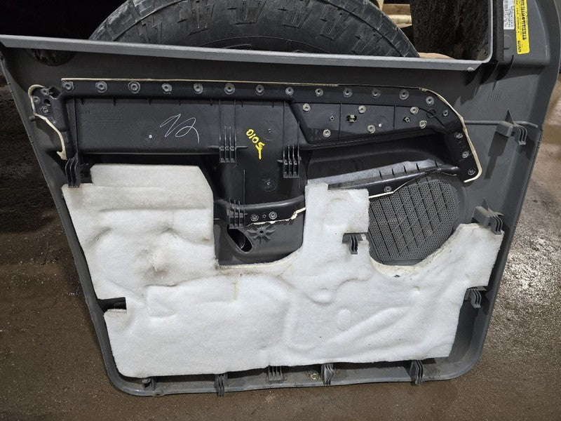 RAM2500   2007 Front Door Trim Panel 625262