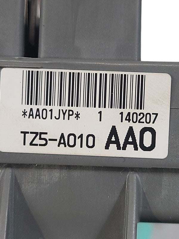 MDX       2014 Fuse Box Cabin 660349