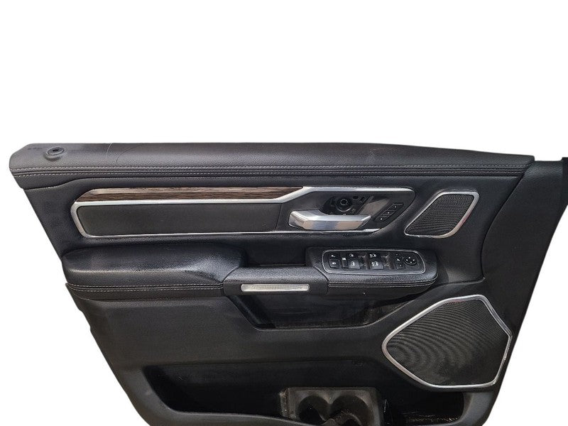 RAM15NEW  2019 Front Door Trim Panel 654606