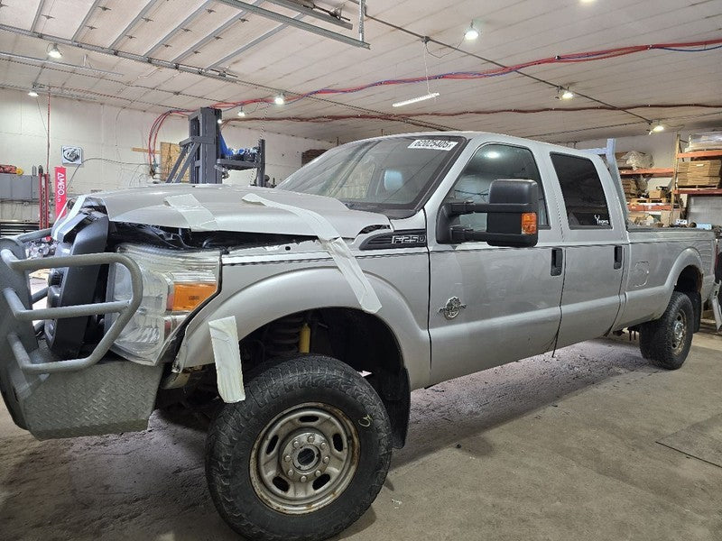 Front Drive Shaft Fits 11-16 FORD F250SD PICKUP 646923