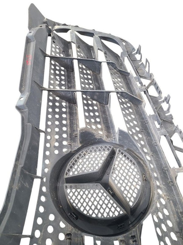Grille Without Chrome Insert Fits 14-18 MERCEDES SPRINTER 2500 679638