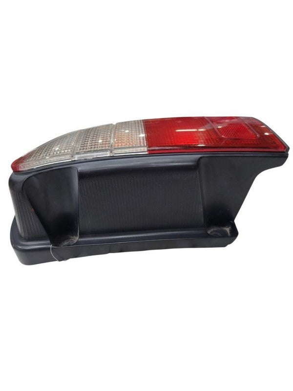 Passenger Right Tail Light Fits 96-00 4 RUNNER 672849