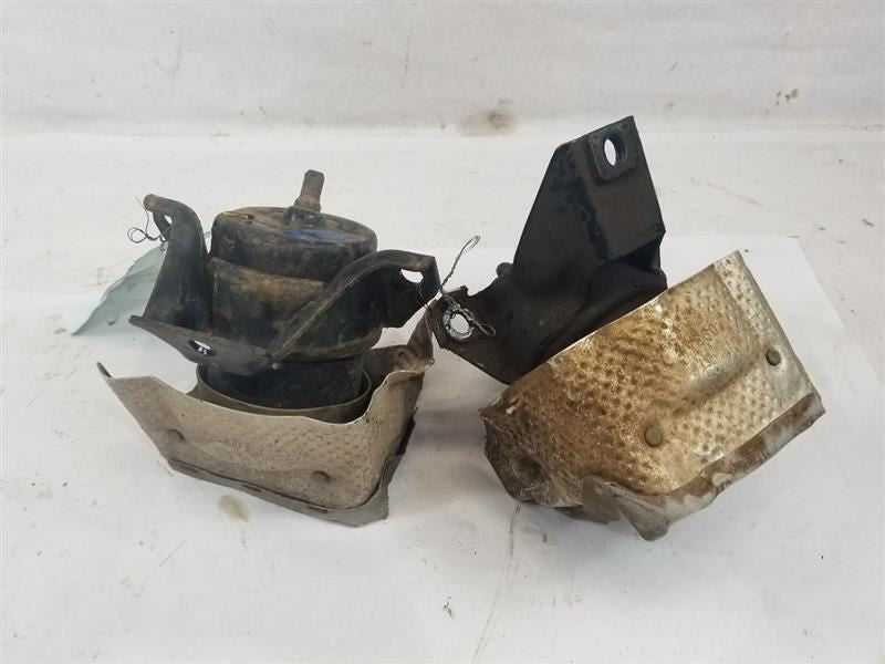 SILVRDO15 2014 Engine Mounts 554495