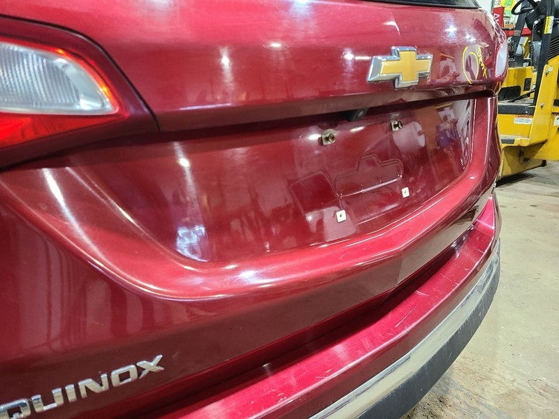Trunk/Hatch/Tailgate With Privacy Tint Opt Ako Fits 18-21 EQUINOX 6782