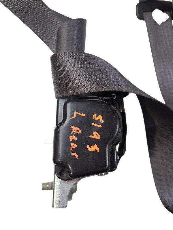 MKS       2009 Seat Belt Rear 643298