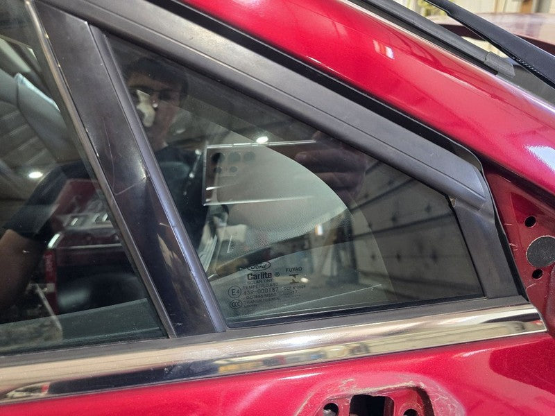 Passenger Right Front Door Vent Glass Fits 13-20 FUSION 638107