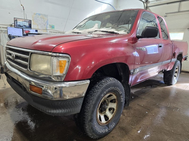 Passenger Right Front Door Glass Fits 93-98 T100 617894