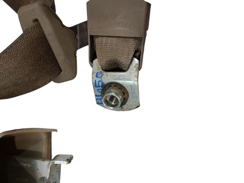 TOWN COUN 2011 Seat Belt Rear 586814