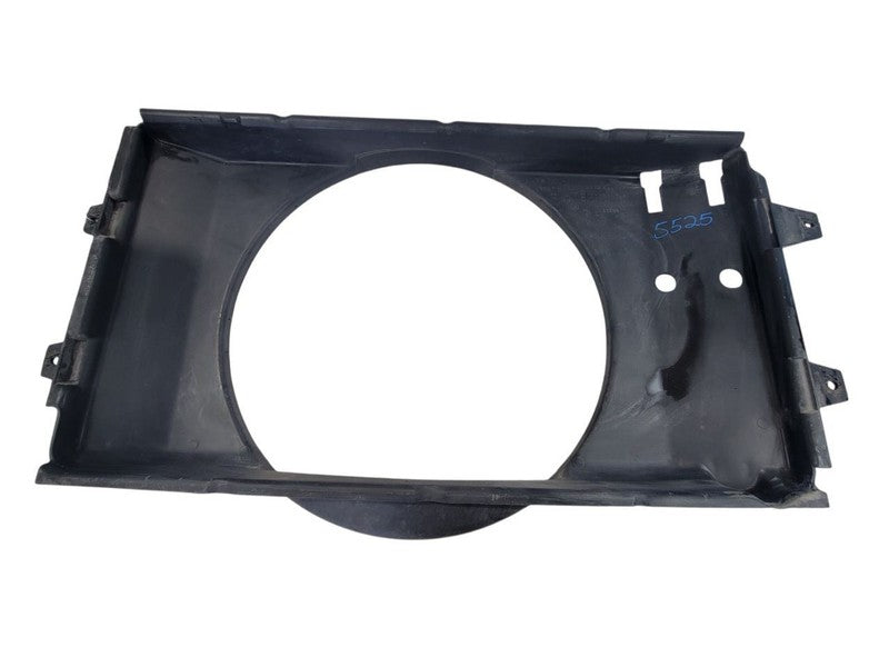 RAM2500   2001 Radiator Shroud 667170