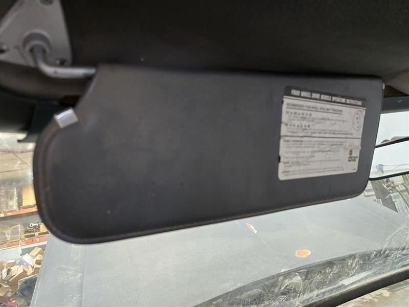 TDOD250   1990 Sun Visor 575323